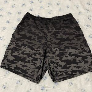 EUC Lululemon Pace Breaker Linerless Short 7”